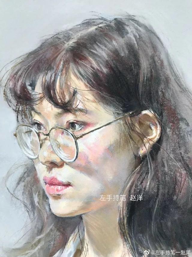 画皮画骨难画魂，看了央美才男的素描和色粉美女，美得让我想恋爱 ...