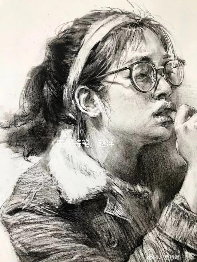 画皮画骨难画魂，看了央美才男的素描和色粉美女，美得让我想恋爱 ...