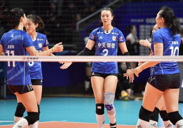 苦战五局不敌恒大女排，江苏女排再输一场，4强之路添阴霾 ...